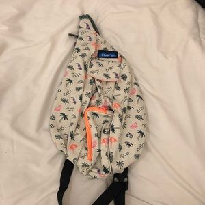 NWT Kavu mini rope cotton sling in beachscape pattern